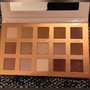 NEW! Nicole Miller Eyeshadow Palette